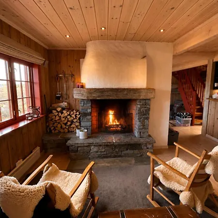 Spacious With Beautiful Views